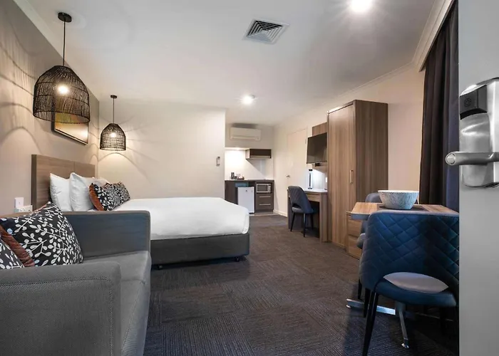 Doncaster Apartments By Nightcap Plus