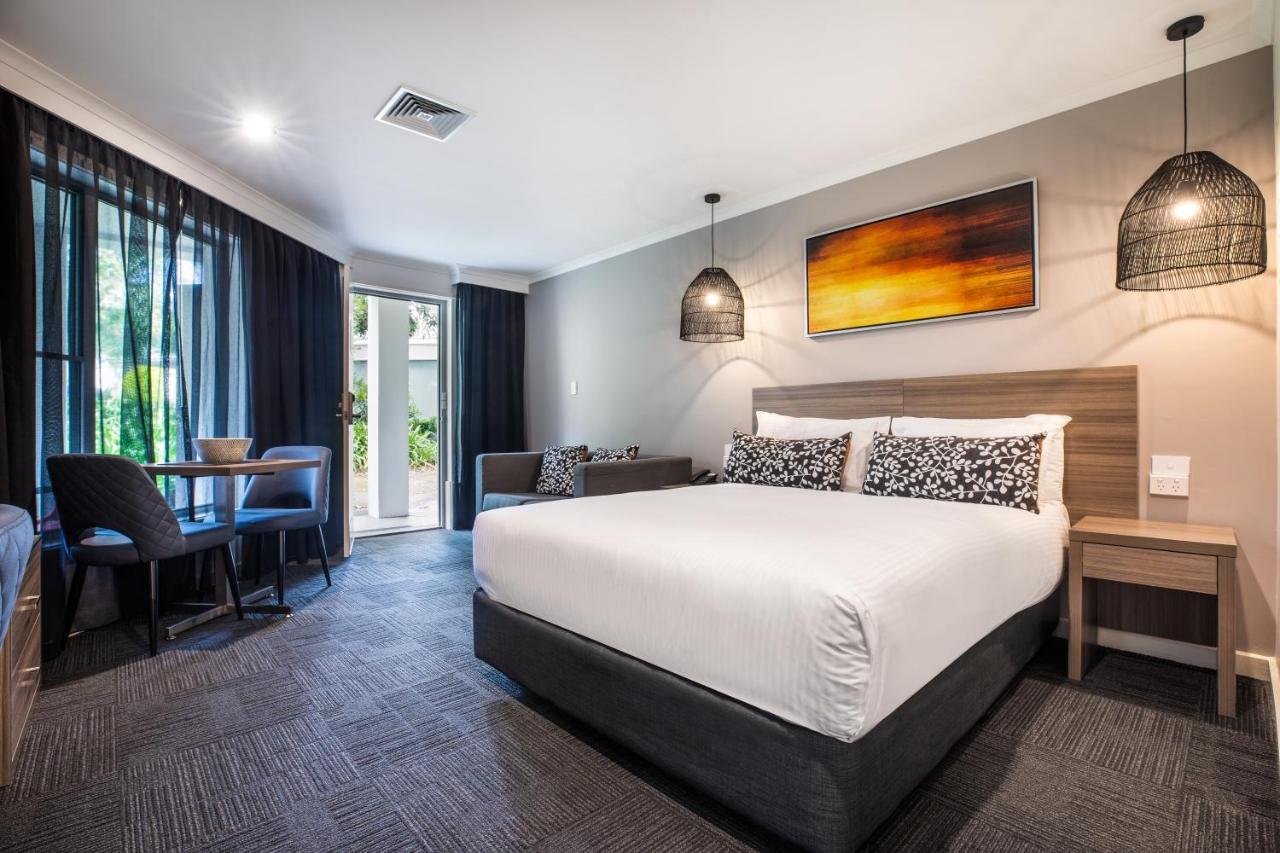 By Nightcap Aparthotel 4*